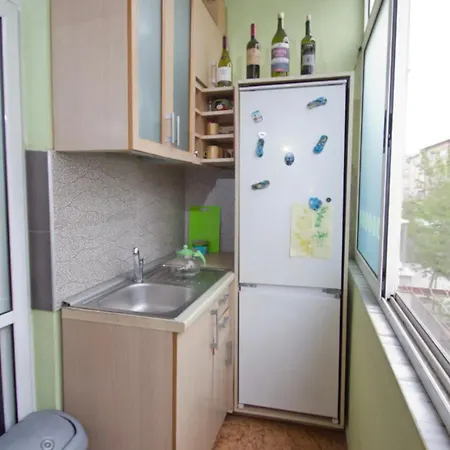 Cosy 1+1 * Тирана